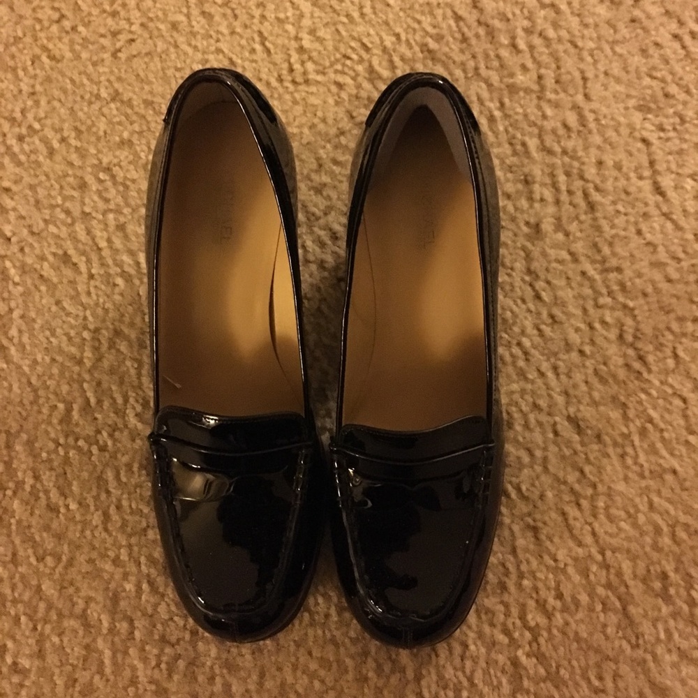 Black Micheal Kors sz 8 loafers